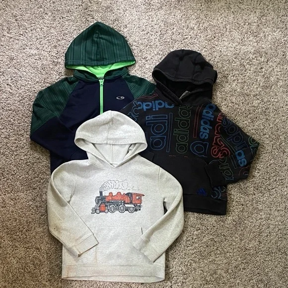 Boys size 6-7 Hoodie Bundle - Picture 1 of 9